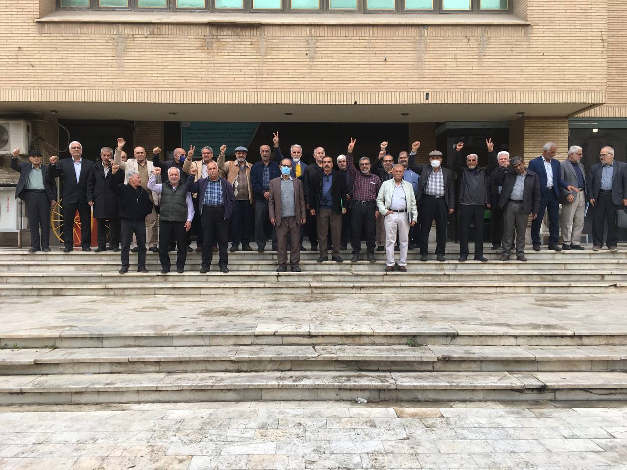 بازنشستگان مخابرات در بیش از ۱۳ استان کشور تجمع اعتراضی برگزار کرد