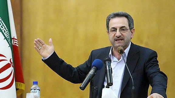 استاندار تهران: تجمع بیش از ۱۵ نفر غیرقانونی است و با آن به شدت برخورد میکنیم