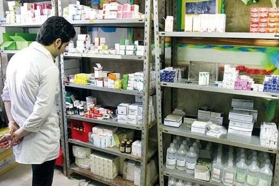 مقام وزارت بهداشت:به دلیل اتمام بودجه، افزایش قیمت ۵۶۰ قلم دارو از آبان تحت پوشش بیمه نبود
