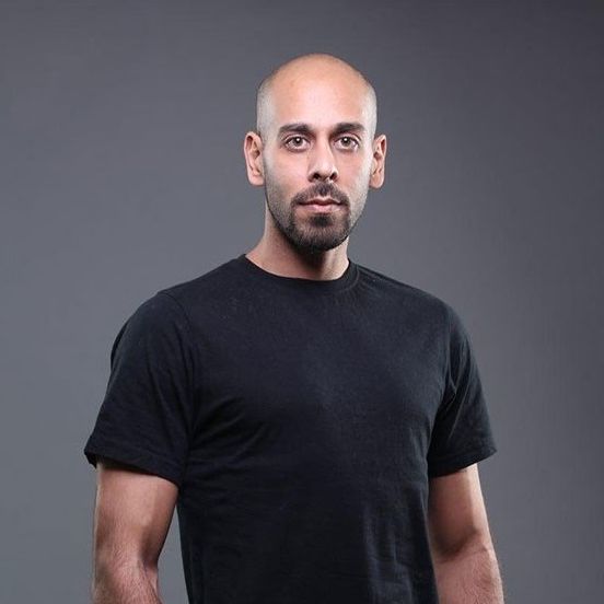 مراسم تشییع پیکر ارشا اقدسی، بدلکار ایرانی، برگزار شد