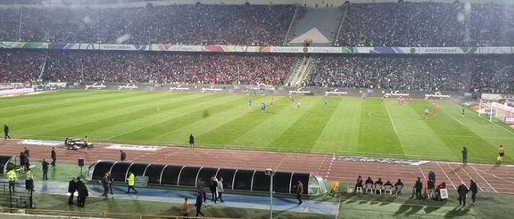 معمای هواداران میلیونی استقلال و پرسپولیس و یک استادیوم ۸ هزار نفری