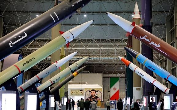 القائد السابق للبحرية الإسرائيلية: لا بد من الرد "بشكل هجومي" على تهديدات إيران