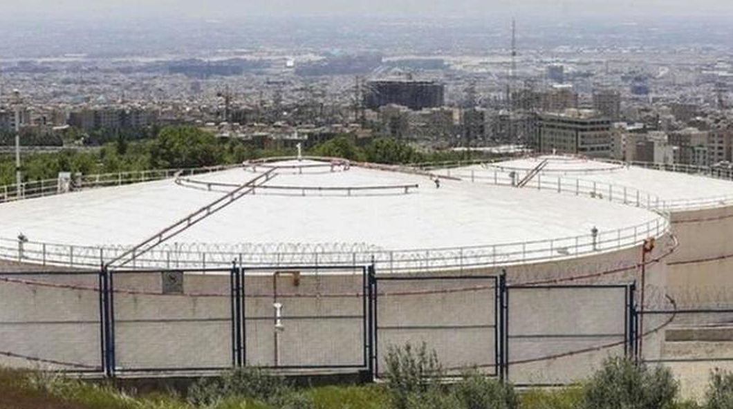 بلومبرگ و والاستریت ژورنال: وضعیت ذخیرهسازی نفت در ایران بحرانی است
