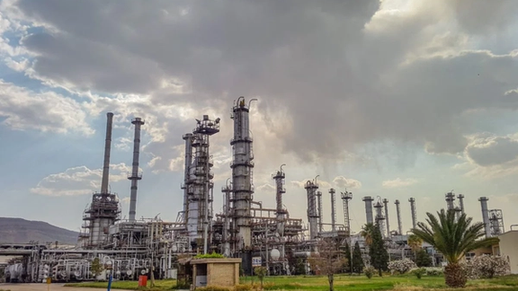 Shiraz refinery