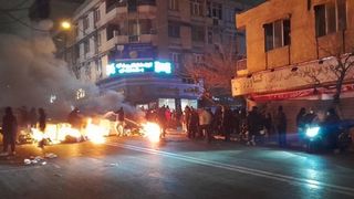 خانهای در غرب تهران که ۱۹ شب پناهگاه معترضان زخمی شد