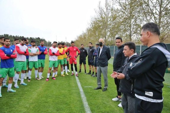 دستیار امیر قلعهنویی در تیم ملی؛ یک جوان ۲۳ ساله، دانشجوی دامپزشکی و آنالیزور صداوسیما