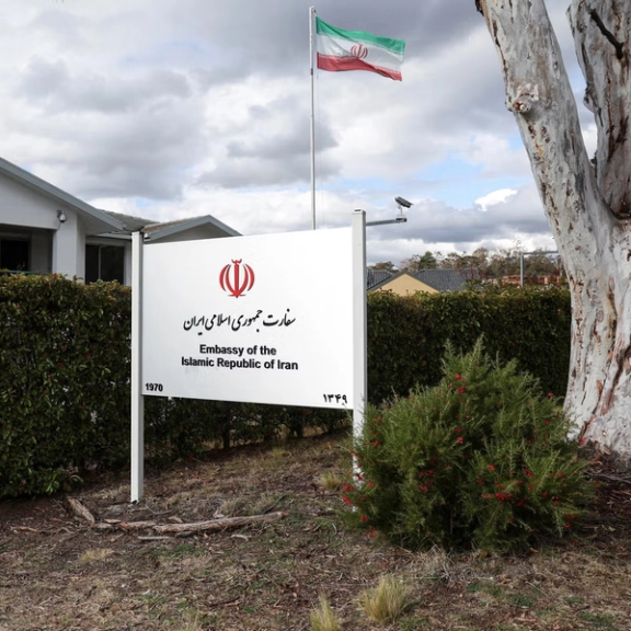 وسائل إعلام أسترالية تتهم "جيمس بوند الإيراني" بمعاداة السامية في سيدني