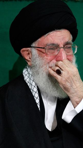 والاستریتژورنال درباره جنگ ۱۲ روزه: ترس تهران را فرا گرفته و خامنهای جداافتاده شده است