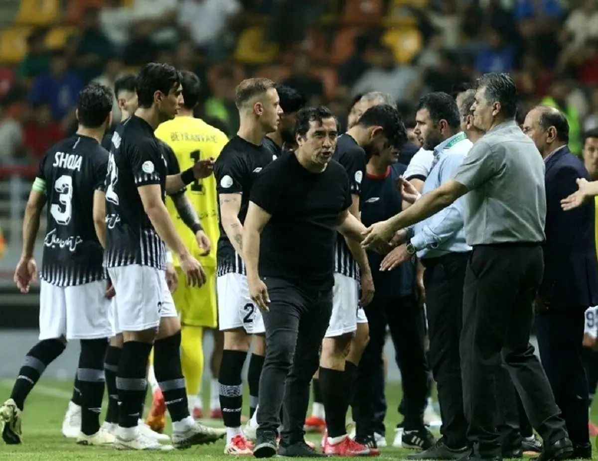 خداداد عزیزی: فوتبال یک قهرمانی به تراکتور بدهکار است، کاری به نتایج سپاهان نداریم