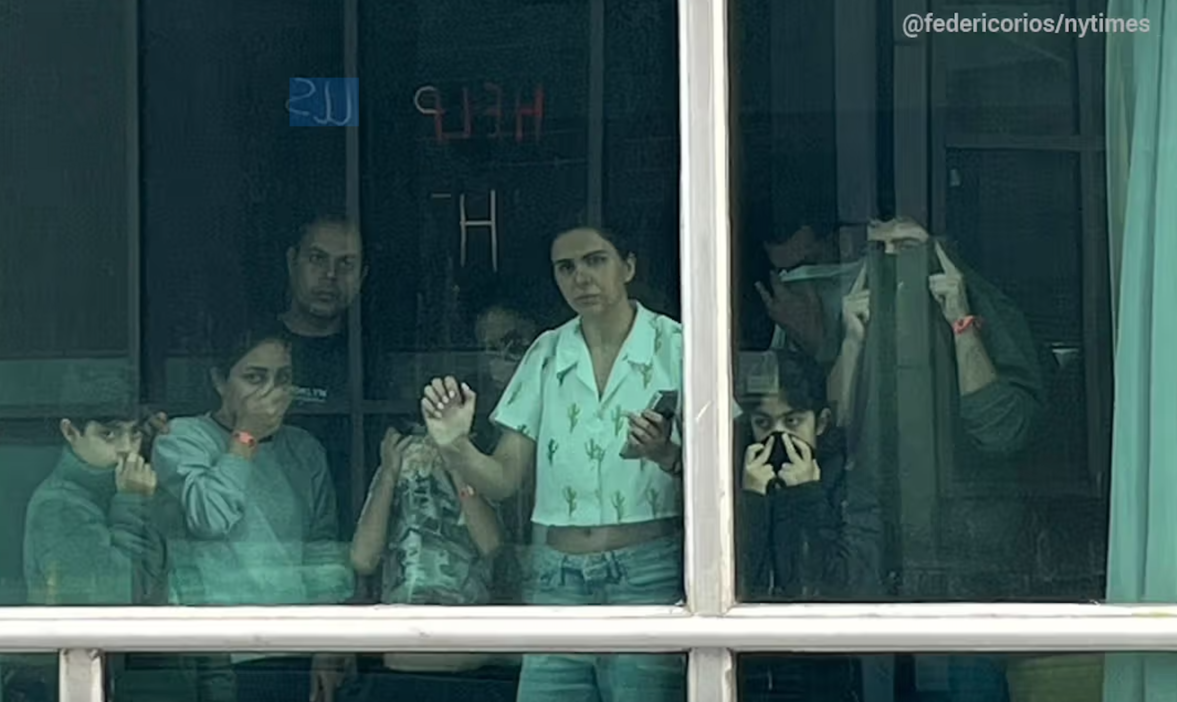 مهاجران ایرانی اخراجی از آمریکا به پاناما برای جلوگیری از استرداد خود شکایت کردند