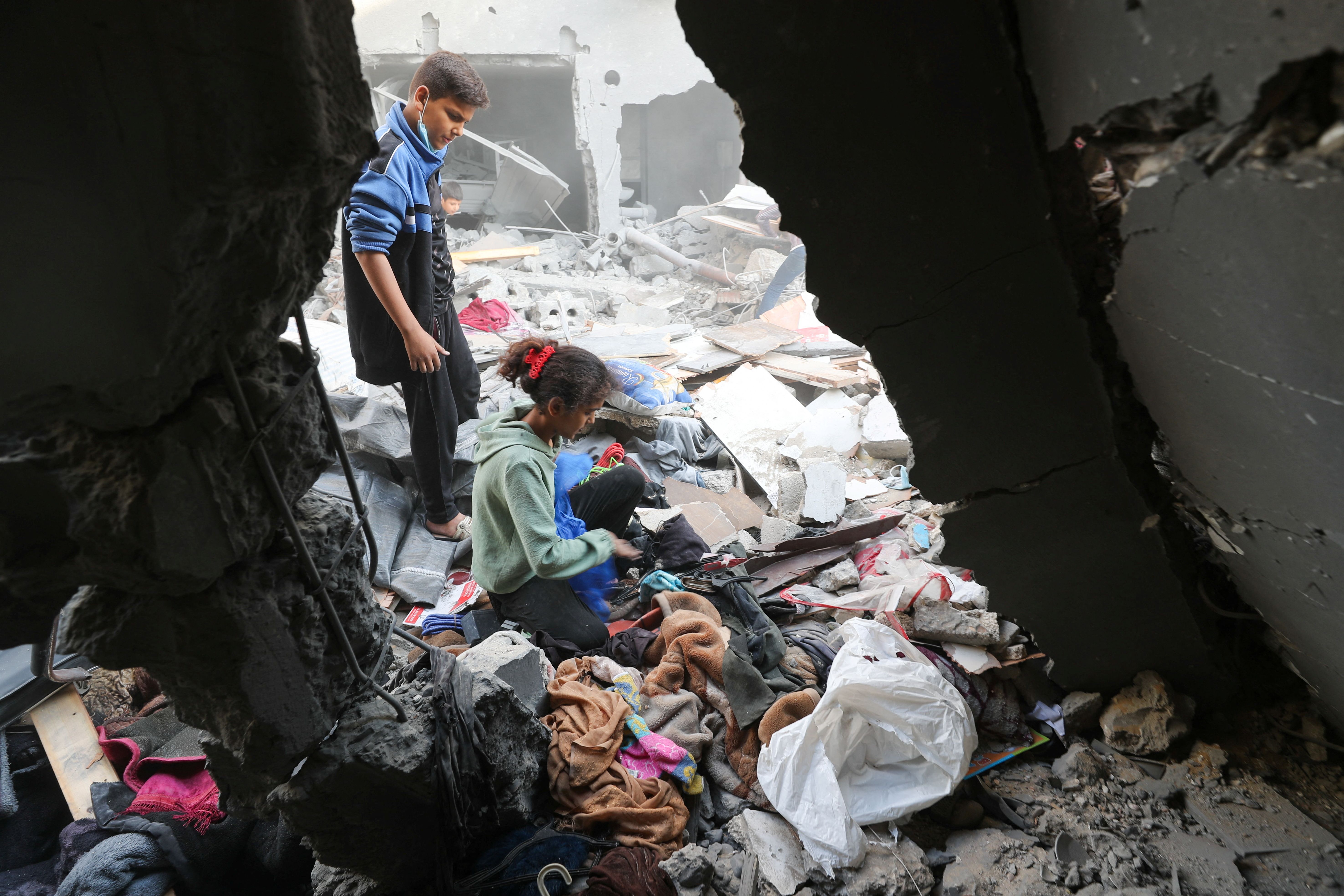 بیش از ۲۰۰ کنشگر ایرانی اقدامات اسرائیل در غزه را محکوم کردند