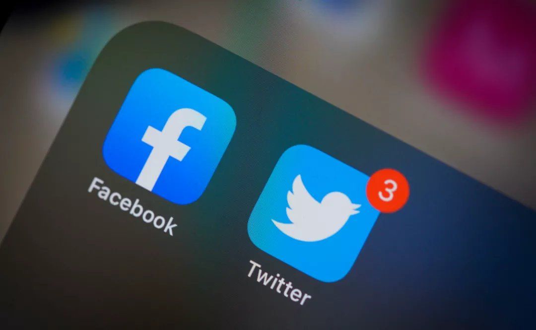 با ادامه بحران اوکراین، روسیه توییتر و فیسبوک را مسدود کرد