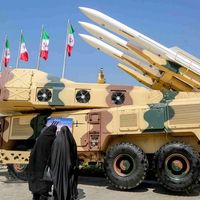 اینسایدر: چین در حال تبدیل شدن به فروشنده اصلی سلاح به جمهوری اسلامی است