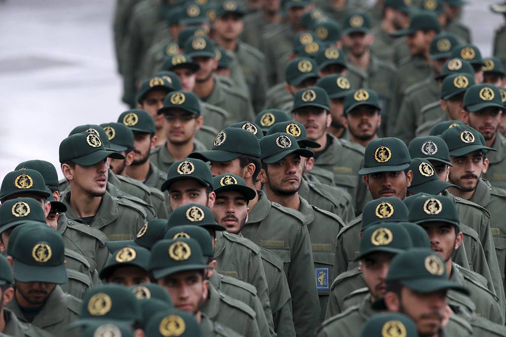 افزایش خطر لغو اجازه اقامت کانادا برای متقاضیان ایرانی با سابقه خدمت سربازی در سپاه 