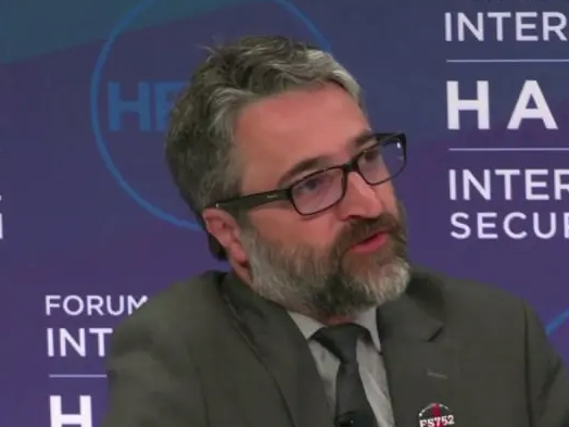 حامد اسماعیلیون: ورزش در دست آدمکشهای جمهوری اسلامی ابزار خدمت به فاشیسم است