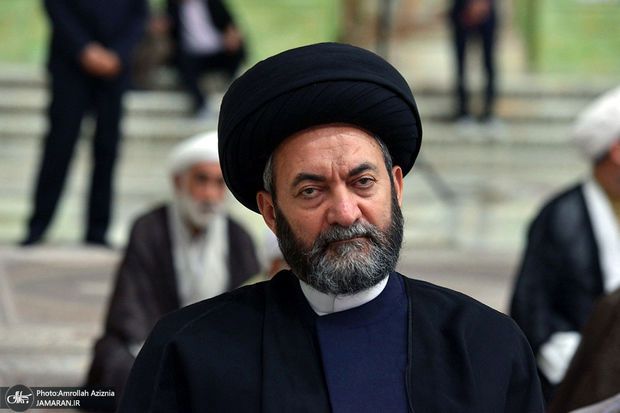 ممثل خامنئي يشيد بـ"وثائقي الاستخبارات" عن إسرائيل رغم اعتراف النظام بأنه "مفبرك"