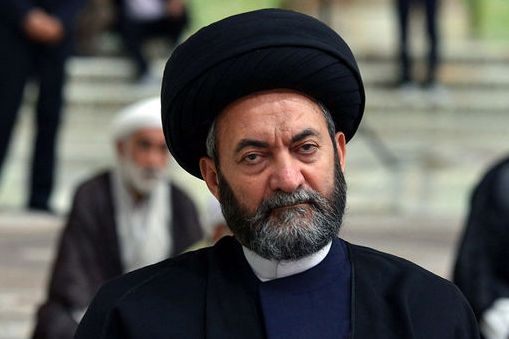 امام جمعه اردبیل: دانشآموزان مدرسه شاهد بدون اجازه والدین به مراسم حکومتی برده شدند