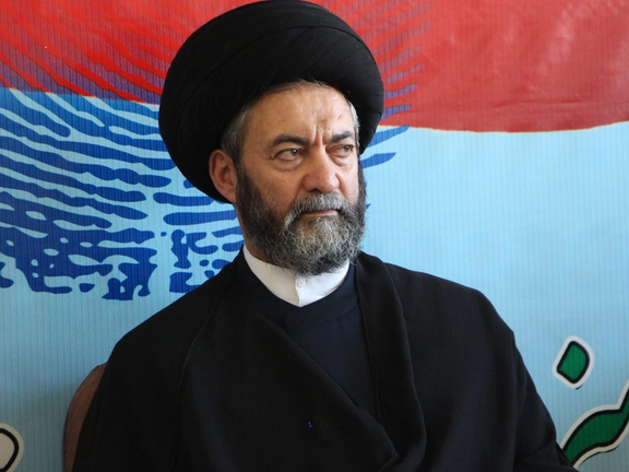 نماینده خامنهای در اردبیل: من برای خانواده سلطنتی ایران خیرخواهی دارم