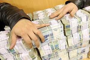 Iran bank branches face cash shortages as demand spikes