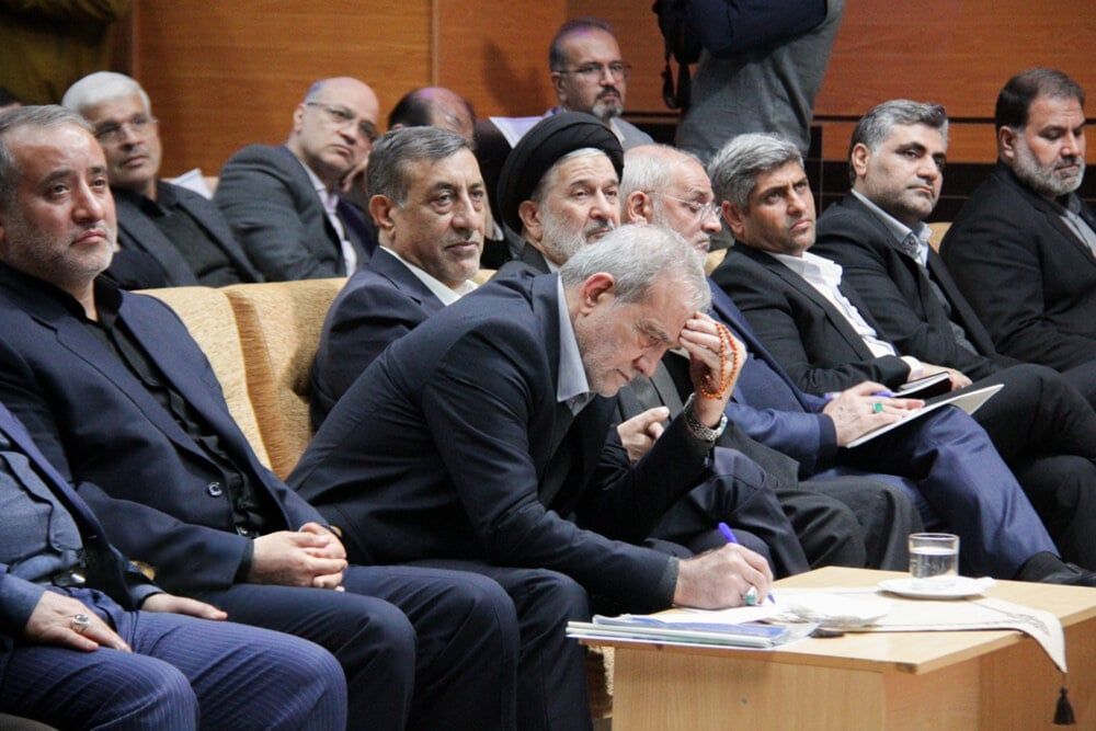 Tehran moderates rail against president's 'one-way' reconciliation