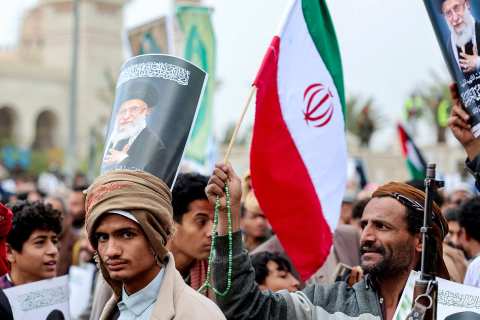 رویترز: حوثیهای تحت حمایت جمهوری اسلامی کنترل شهر ساحلی مخا را به دست گرفتند