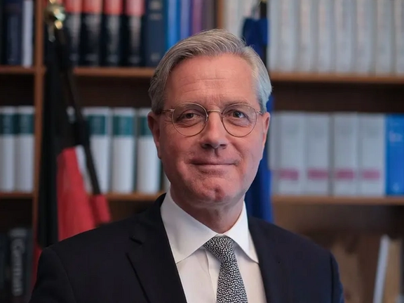 نماینده پارلمان آلمان: اروپا باید منتظر چه سندی باشد تا سپاه را تروریستی معرفی کند؟