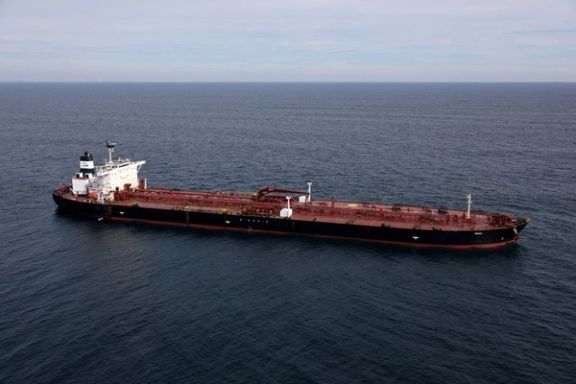آمریکا توقیف نفتکشهای حامل نفت جمهوری اسلامی را بررسی میکند
