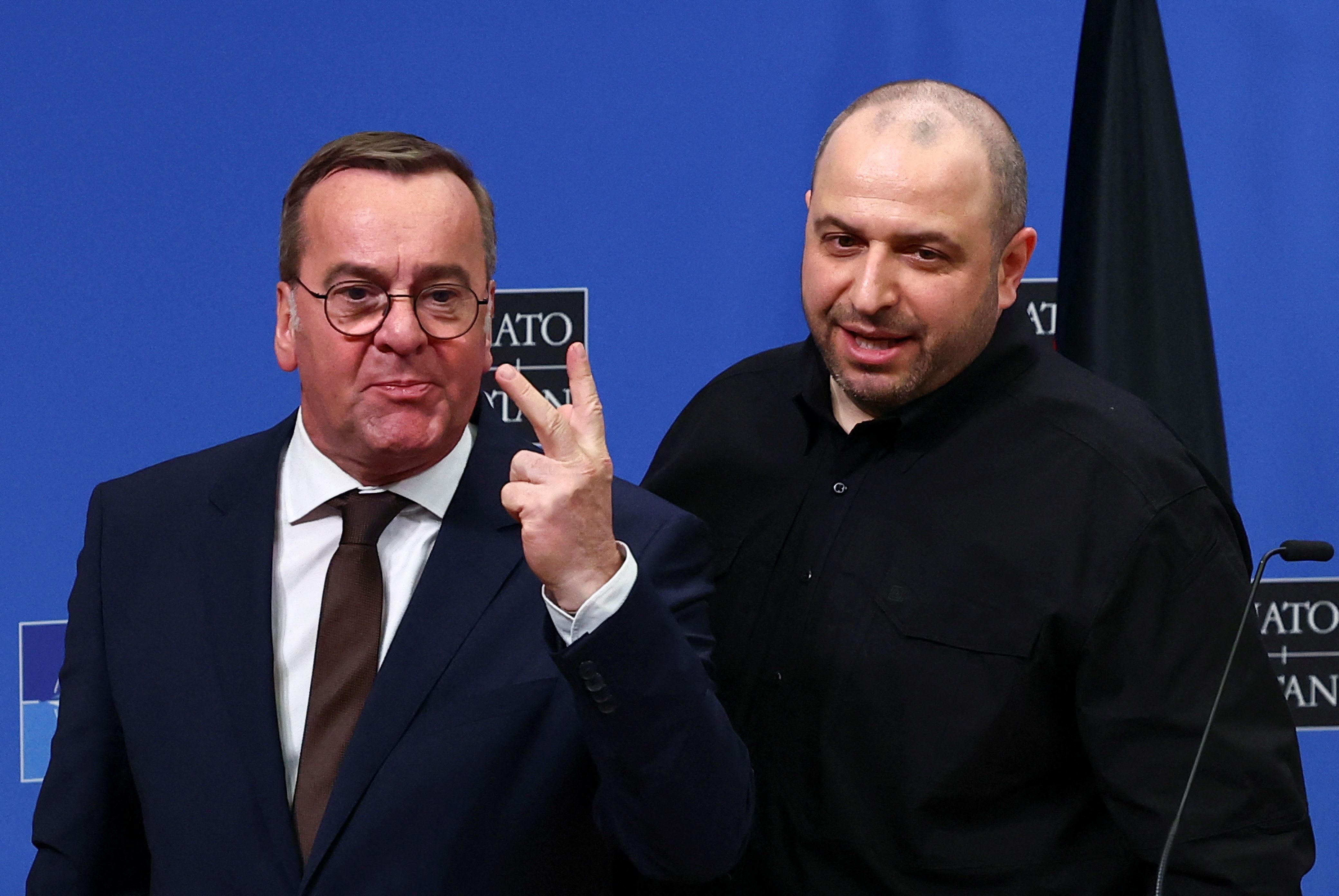 وزیر دفاع آلمان: پیشنهاد آمریکا در مورد اوکراین معادل «تسلیم» است