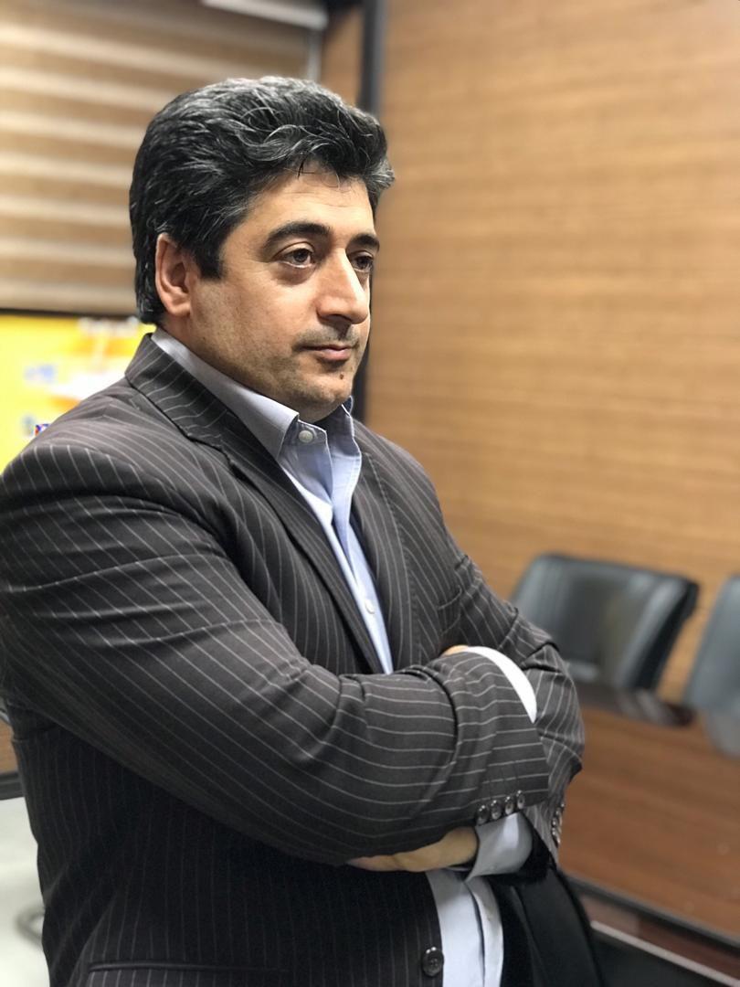 دو وکیل زندانی در اوین خواستار اعزام فوری طاهر نقوی، همکار زندانی‌شان به مراکز درمانی شدند