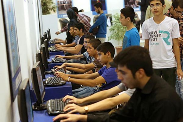 دهها میلیون ایرانی برای فرار از «فشارهای روانی» به بازیهای دیجیتال روی آوردهاند