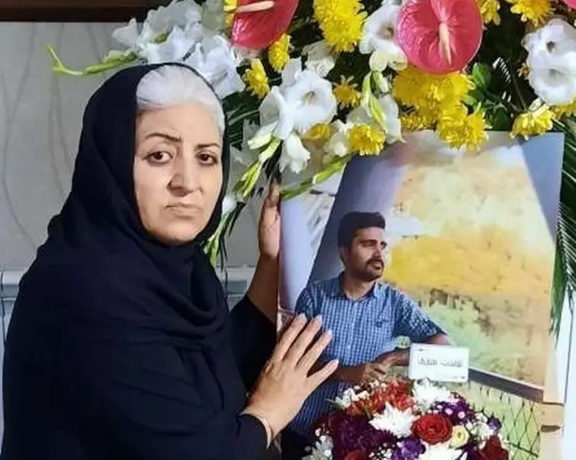 Mother of Slain Iranian Protester Physically Assaulted in Prison, Family Reports