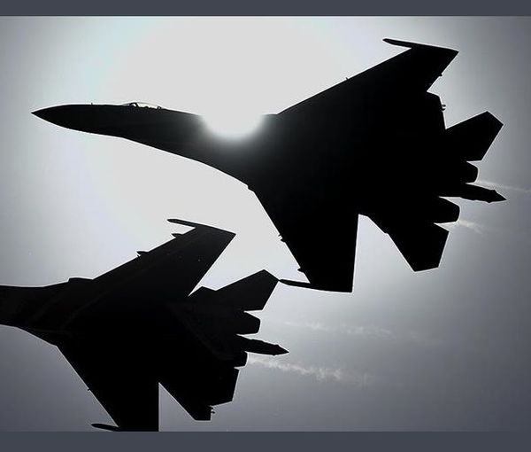 غموض حول بيع "سوخوي-35" الروسية لطهران.. ووزير الدفاع الإيراني يؤكد "عدم إتمام" الصفقة