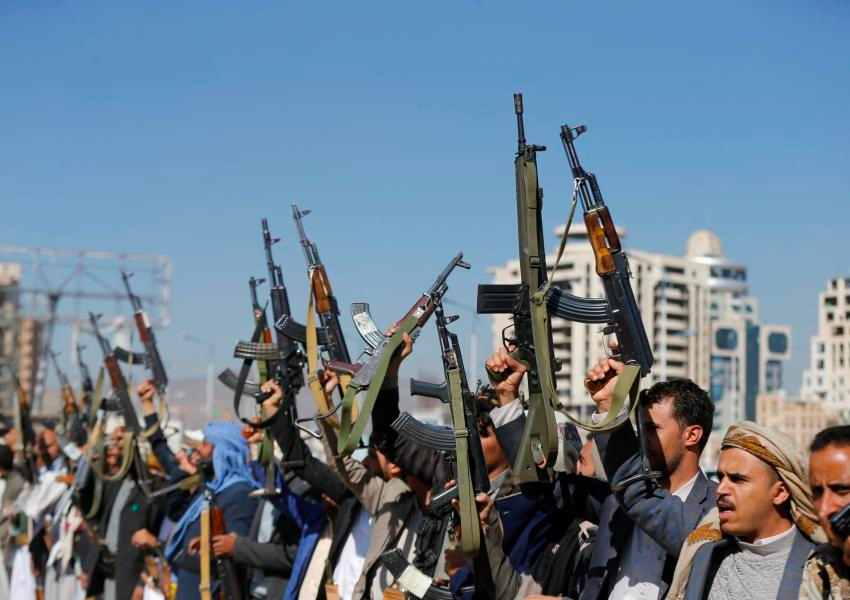 حوثی‌های یمن هم‌زمان با سالگرد کشته شدن سلیمانی یک کشتی اماراتی را توقیف کردند