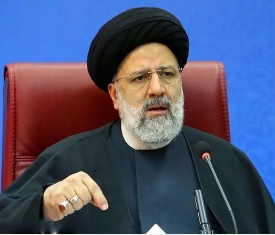 معارضو الرئيس الإيراني وحلفاؤه ينتقدون أداء الحكومة مع بداية السنة الثانية من تسلمه السلطة