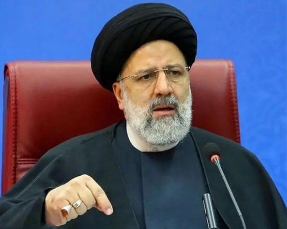 معارضو الرئيس الإيراني وحلفاؤه ينتقدون أداء الحكومة مع بداية السنة الثانية من تسلمه السلطة