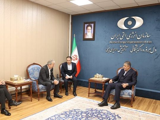 خبراء الوكالة الدولية للطاقة الذرية يغادرون طهران..ومستشار خامنئي:لا ننوي إنتاج قنابل ذرية