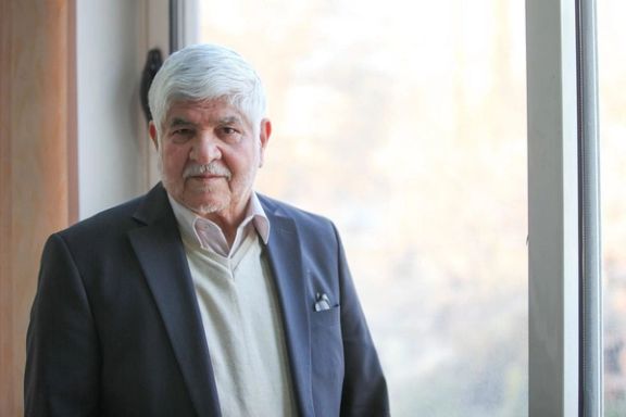 محمد هاشمی: اصلا به یاد ندارم، خامنهای در کانکس زندگی کرده باشد