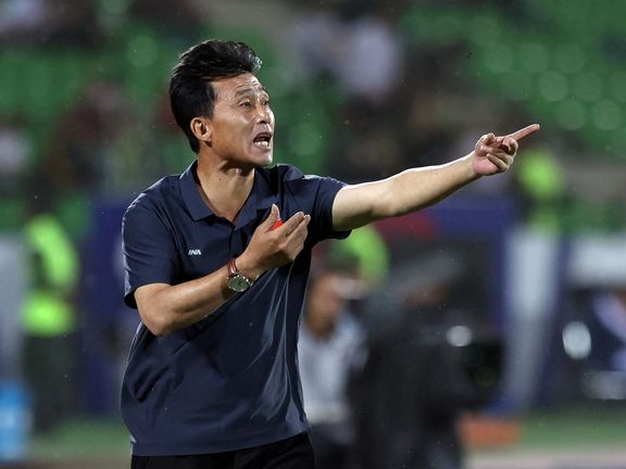 سرمربی کره شمالی: بازیکنم به ناحق اخراج نمیشد، نتیجه دیگری رقم میخورد