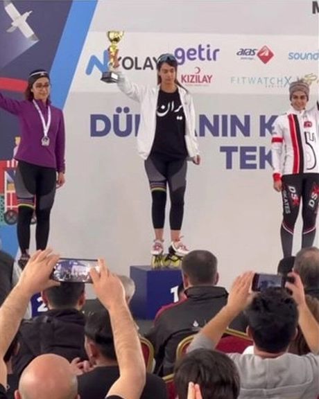 Niloufar Mardani (November 2022)