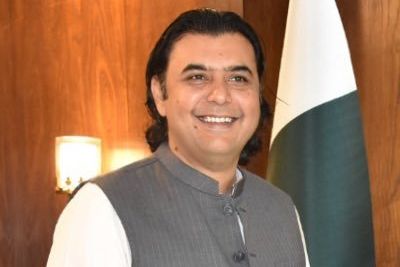 سناتور پیشین پاکستان: حمله جمهوری اسلامی نمایشی برای پنهان کردن بزدلی مقابل مردمش بود