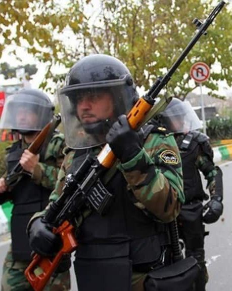 عفو بینالملل: جمهوری اسلامی با سرکوب شدیدا نظامی، کشتار معترضان را پنهان میکند