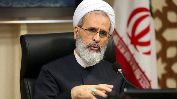 مدیر حوزههای علمیه: مهرعلیزاده علیه حوزه عملیه حرف ناروا زده، تاریخ علم اروپا را بخواند