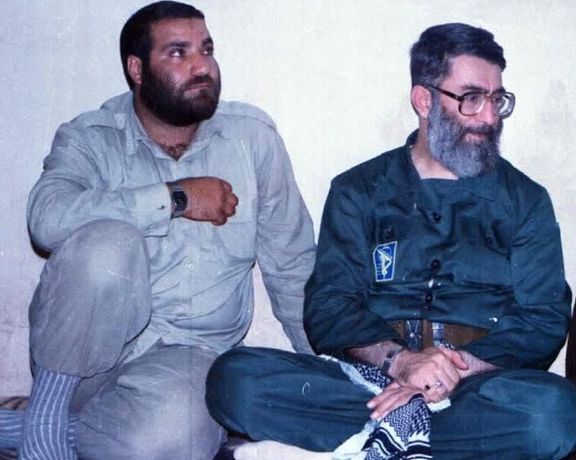 زاهدی در کنار خامنهای در دوران جنگ ایران و عراق