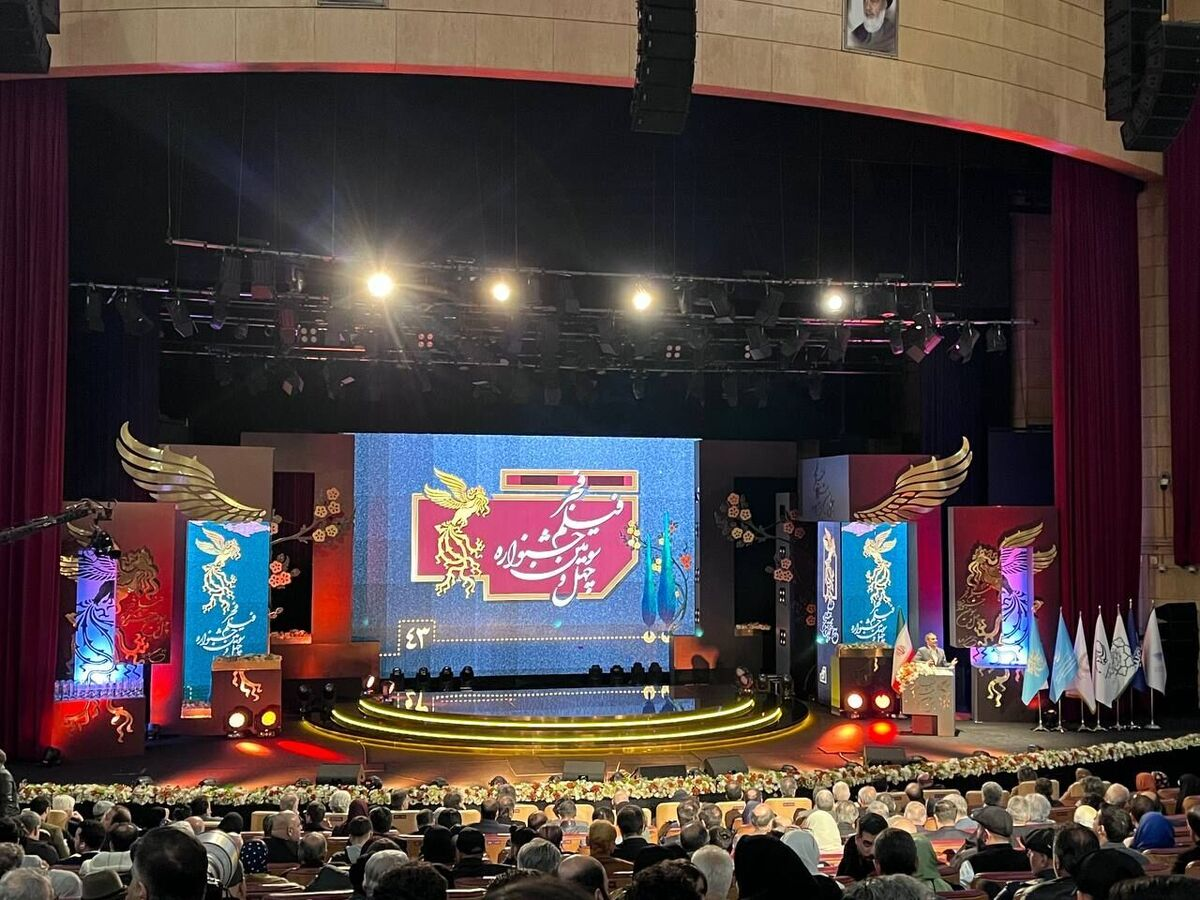 نوری بیلگه جیلان، حضور در جشنواره فیلم فجر را حمایت از جمهوری اسلامی ندانست