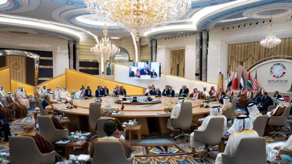 دیپلمات آمریکایی: دولت بایدن از آغاز، کشورهای منطقه را برای مذاکره با ایران تشویق میکرد