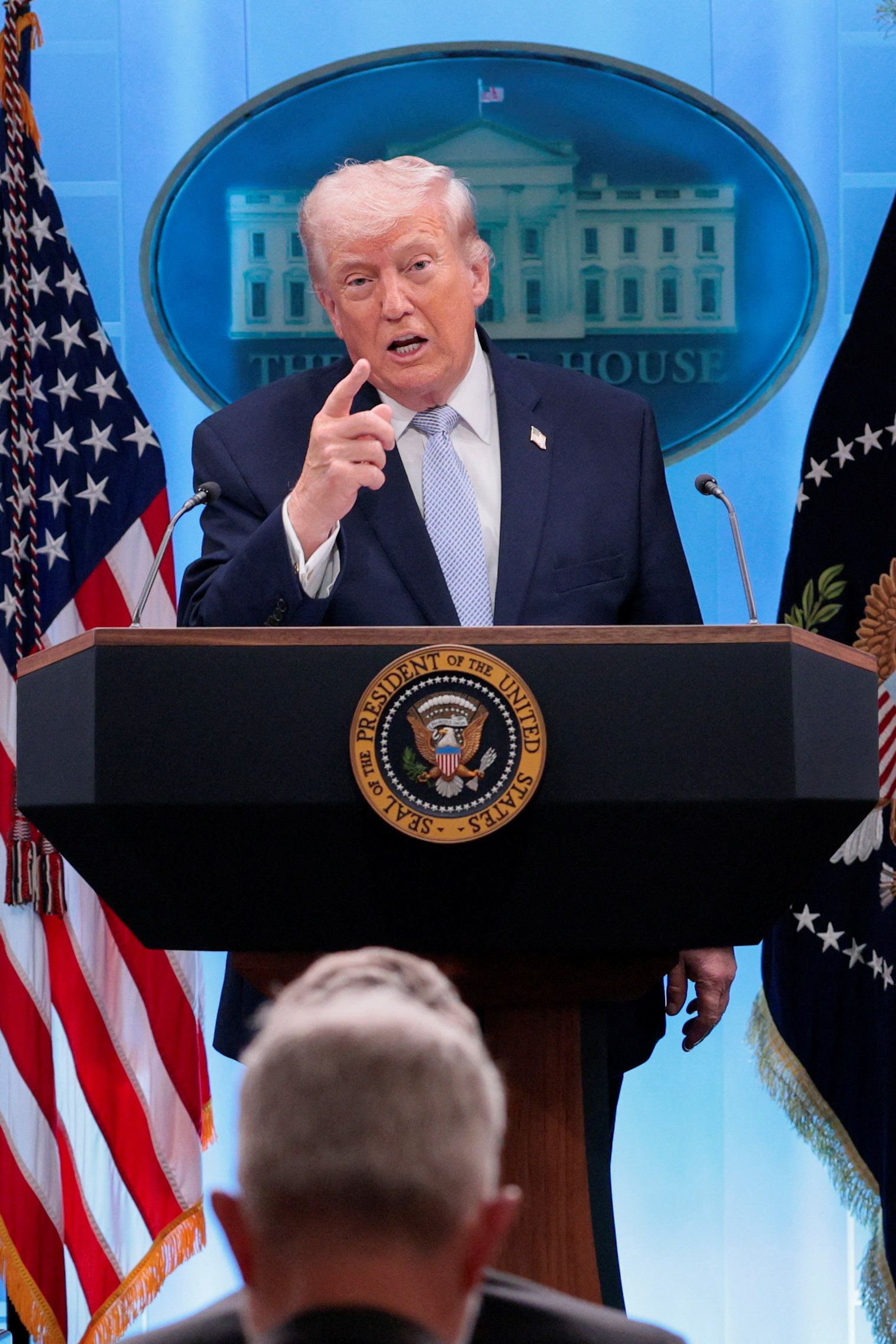 ترامپ درباره مقامات جمهوری اسلامی: تنها دلیل زنده بودن‌شان این است که مذاکره کنند