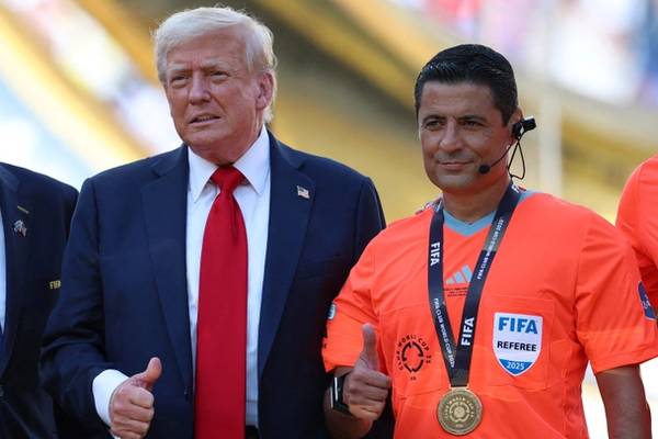 علیرضا فغانی، پرافتخارآفرین داور ایرانی؛ از عکس با ترامپ تا همراهی با انقلاب ملی ایرانیان