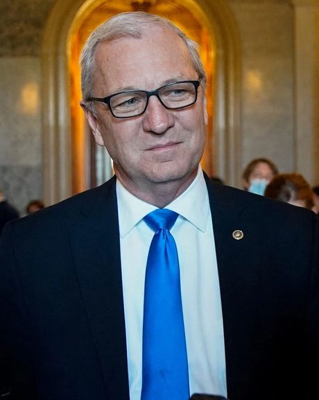 سناتور کوین کریمر: مردم ایران، فرصت تغییر رژیم فراهم شده