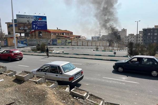 مخاطبان ایراناینترنشنال علیه سانسور جنگ در جمهوری اسلامی: بمبارانها ادامه دارد