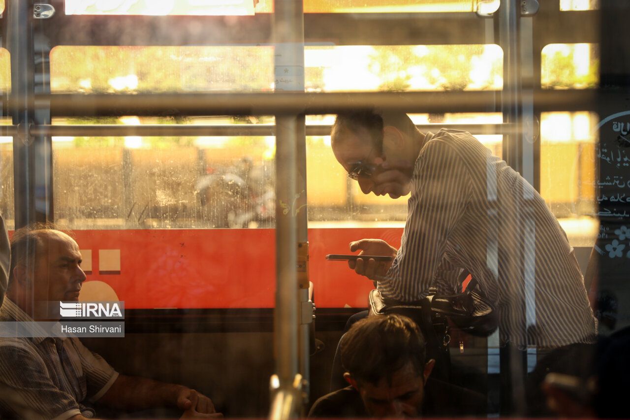 خیابان‌های آرام و هیاهوی حامیان نظام در رسانه‌های اجتماعی